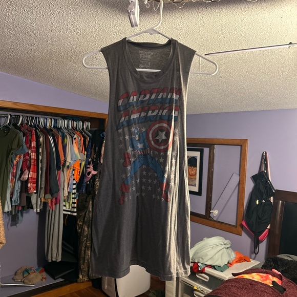 Marvel comics, Captain America tank top - Picture 3 of 3